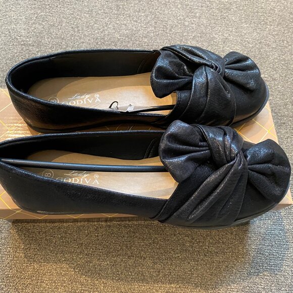 Godiva Metallic Black Flats 8 New In Box - Picture 3 of 9